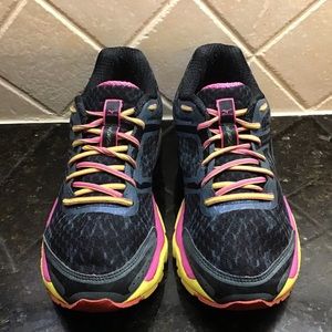 Women’s Mizuno Wave Creation